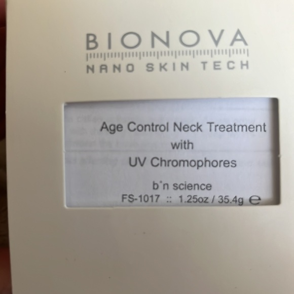 NIB Bionova age control neck treatment with UV chromophores - Picture 2 of 2
